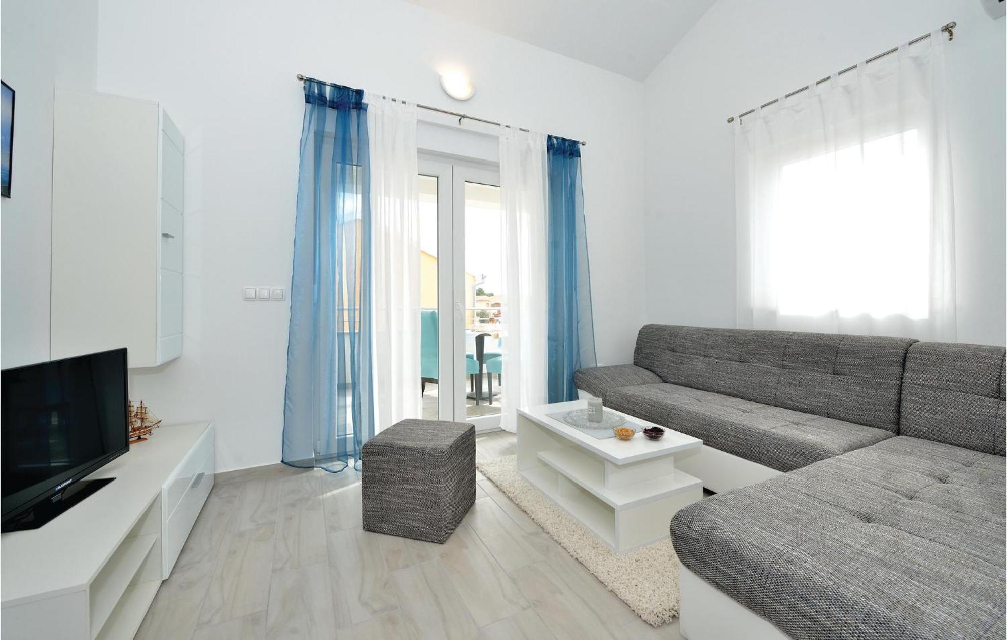 Nice Apartment In Vrsi-Mulo With Wifi Εξωτερικό φωτογραφία