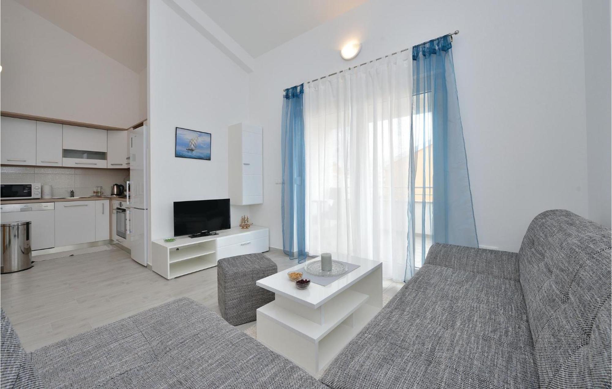 Nice Apartment In Vrsi-Mulo With Wifi Εξωτερικό φωτογραφία