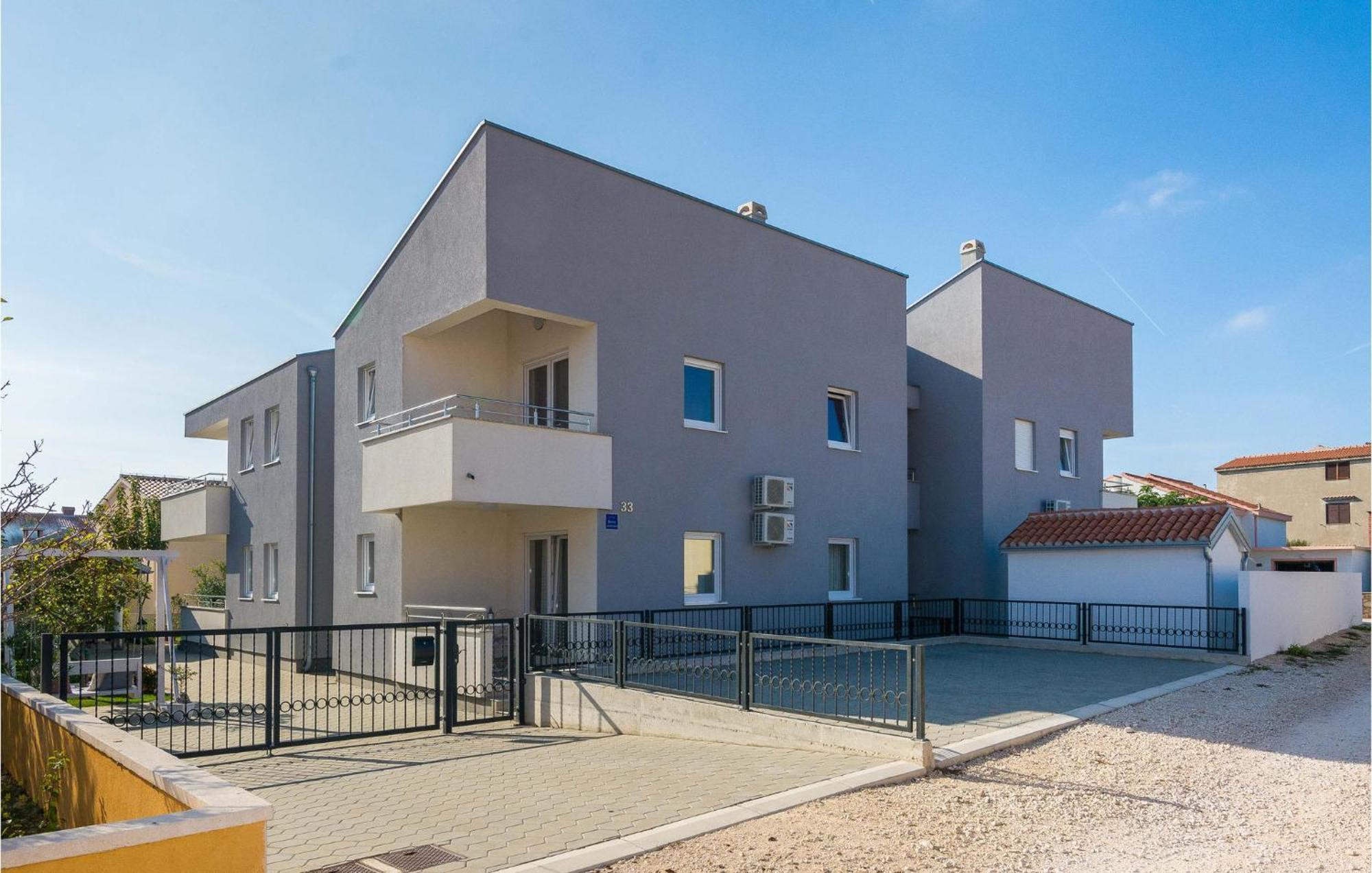 Nice Apartment In Vrsi-Mulo With Wifi Εξωτερικό φωτογραφία